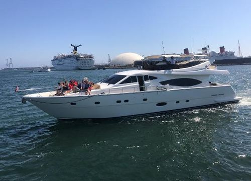 Ferretti Yachts 760