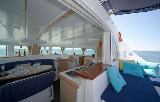 Catamaran Lagoon 380 S2 11.56m