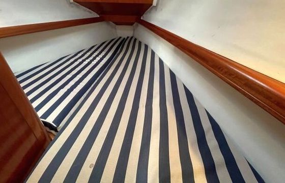 Sailboat Beneteau First 33.7 10m