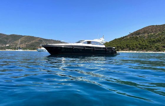 Motor yacht Innovazione e Progetti Alena 56 Sport Coupe Hard TOP 1600hp
