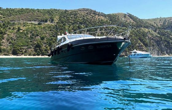 Motor yacht Innovazione e Progetti Alena 56 Sport Coupe Hard TOP 1600hp