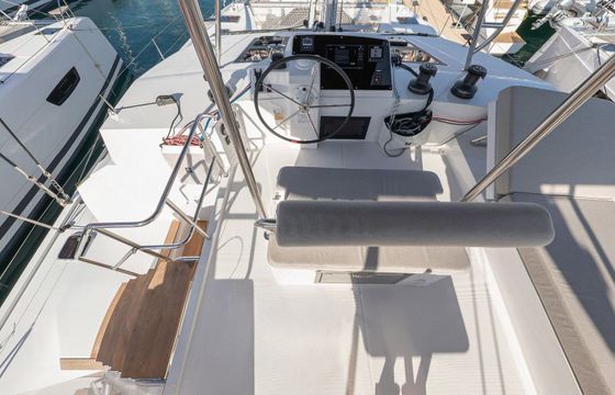 Catamaran Nautitech 46 Fly 14m