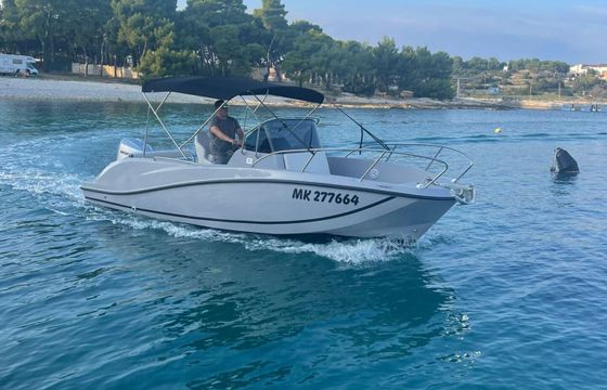 Motorboat Quicksilver Activ 675 Open 150hp