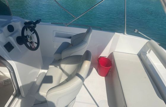 Motorboat Quicksilver Activ 675 Open 150hp