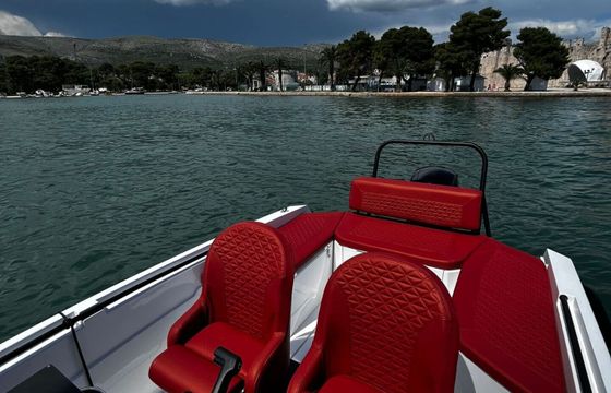 Motorboat PROTAGON YACHTS 20S 150hp