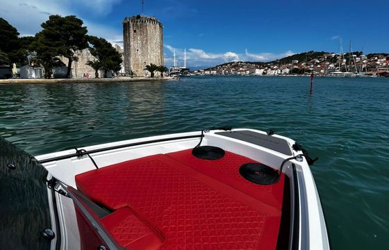 Motorboat PROTAGON YACHTS 20S 150hp