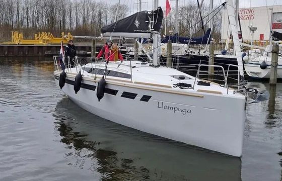 Sailboat Jeanneau Llampuga Sun Odessey 349 Limited Edition 10.4m