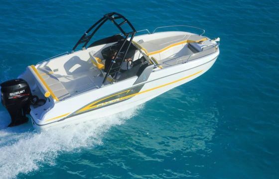 Motorboat Beneteau Flyer 6.6 200hp