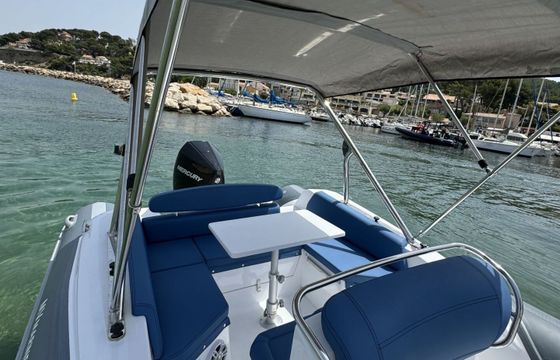 RIB MV Marine GT 27 300hp