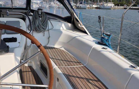 Sailboat Bavaria 41 12.5m