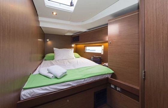 Sailboat Beneteau Oceanis 51.1 15.94m