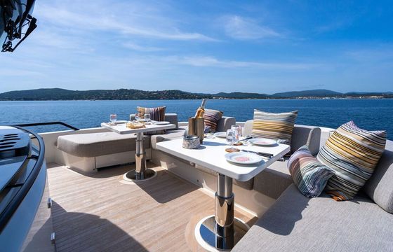 Motor yacht Bluegame BGX63 1770hp
