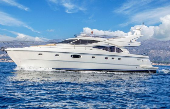 Motorboat Ferretti 591 2200hp