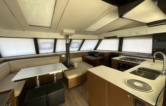 Catamaran Nautitech Fly 46 13.71m