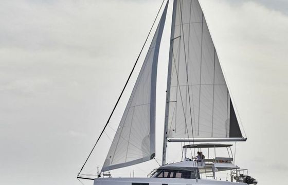 Catamaran Nautitech Fly 46 13.71m