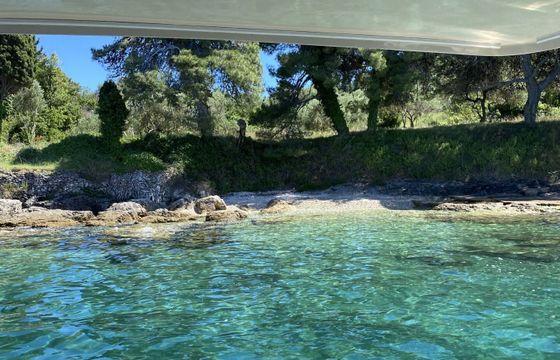 Motorboat Beneteau Antares 750 160hp
