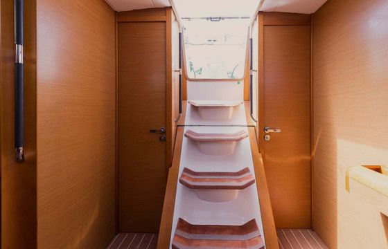 Sailboat Jeanneau Sun Odyssey 469 14.05m