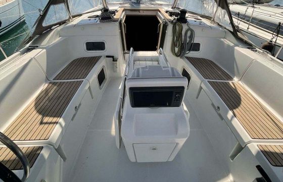 Sailboat Jeanneau Sun Odyssey 469 14.05m