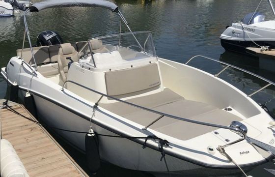 Motorboat Quicksilver 675 Open 150hp