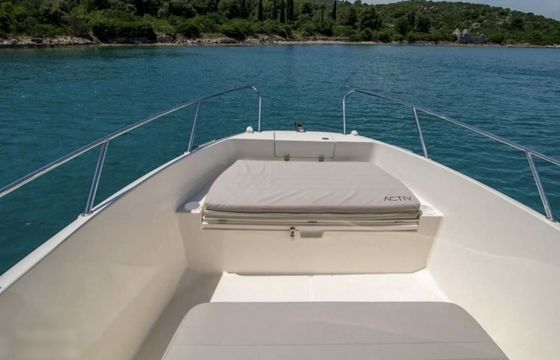 Motorboat Quicksilver 675 Open 150hp