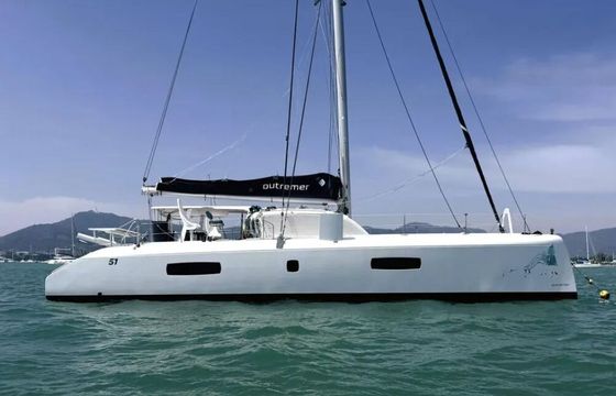 Catamaran Outremer 51 15m