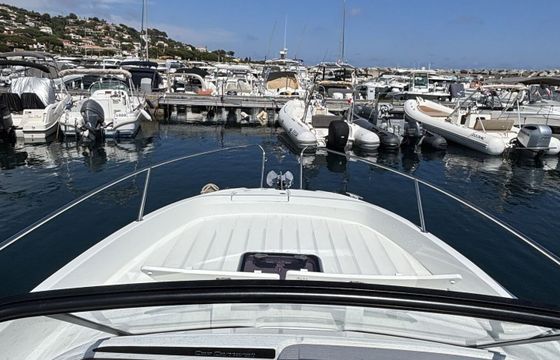 Motorboat Jeanneau Cap Camarat 7.5 Wa 250hp