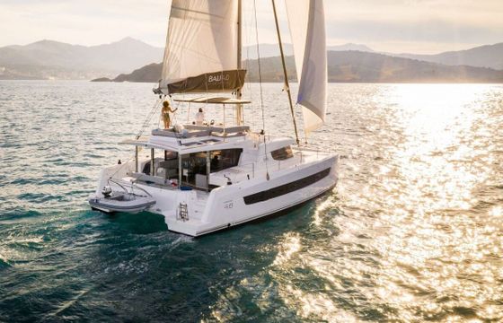 Catamaran Catana Group Bali 4.6 - 5 + 2 cab. 14m