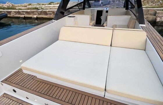 Motorboat Colnago 35 cabin 480hp