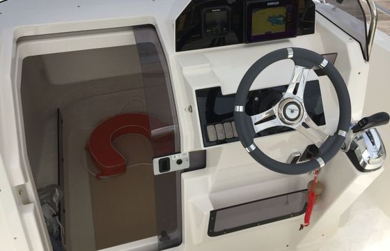 Motorboat PACIFIC CRAFT Open 670 200hp