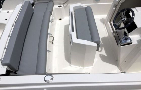 Motorboat PACIFIC CRAFT Open 670 200hp