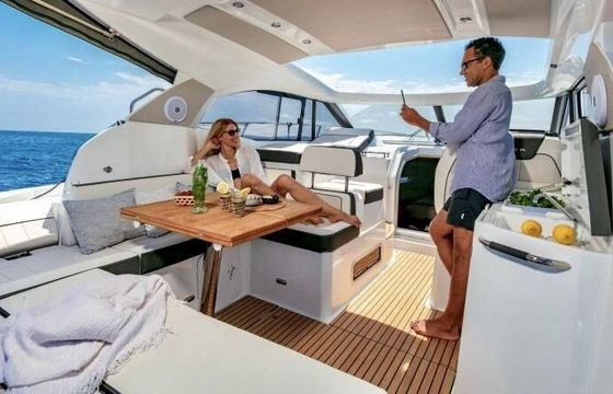 Motorboat Jeanneau Leader 36 540hp