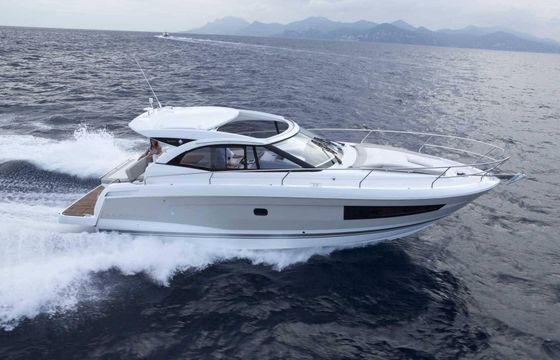 Motorboat Jeanneau Leader 36 540hp