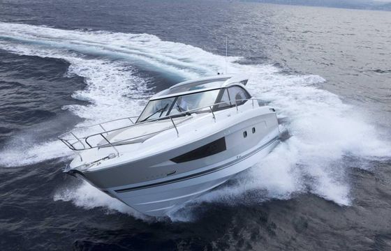 Motorboat Jeanneau Leader 36 540hp
