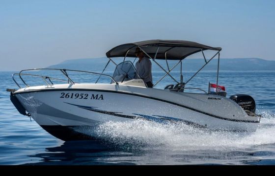Motorboat Quicksilver 605 activ open 150hp