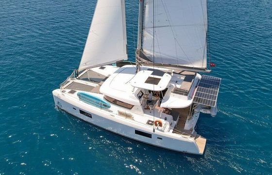 Catamaran Lagoon 42 12m