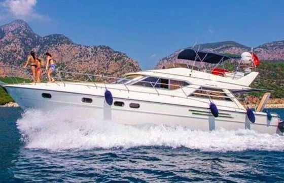 Motorboat Princess 56 Antalya 800hp