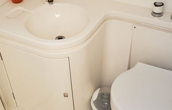 Motorboat Intermarine Oceanic 36