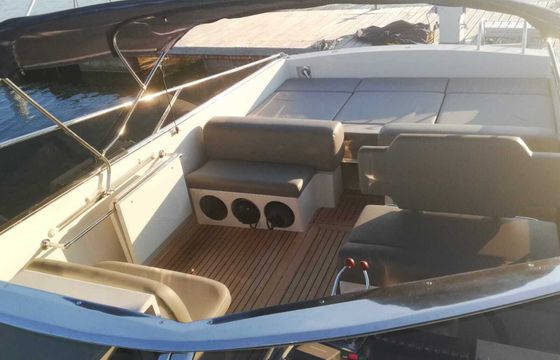 Motorboat ITAMA 38 850hp