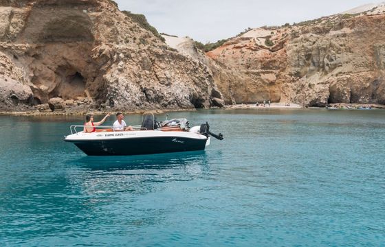 Motorboat Nireus Nireus Black – 490 Comfort 40hp
