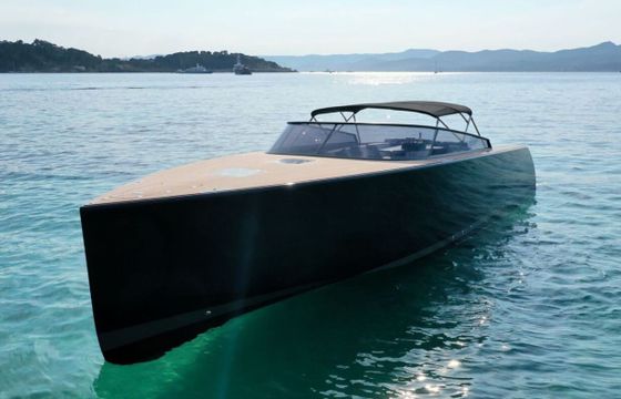 Motorboat Vandutch Marine 40 700hp
