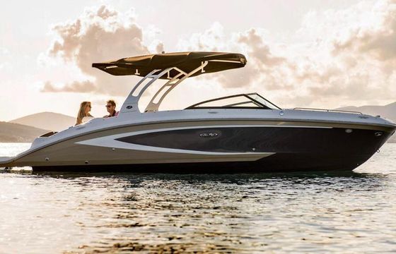 Motorboat Sea Ray 270 300hp