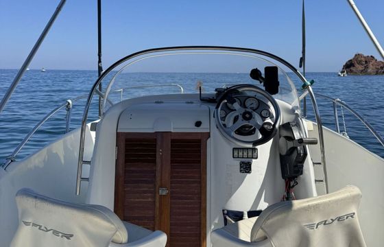 Motorboat Beneteau Flyer 6.50 150hp