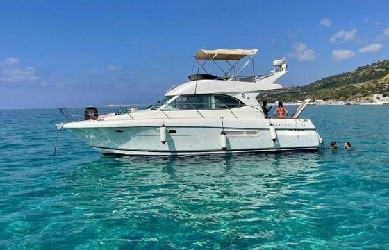 Motorboat Jeanneau Prestige 36 740hp