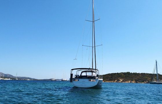 Sailboat Dufour 470 14.9m