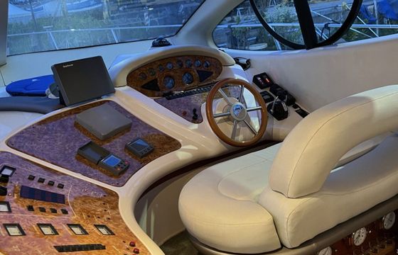 Motorboat Azimut AZ 46 fly 880hp