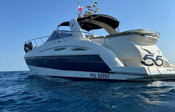 Motorboat Cranchi Mediterranéé 47 hospedage y passeo 2,3,4 y 8h 1500hp