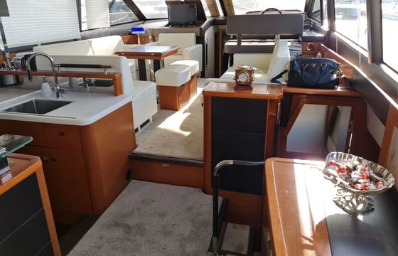Motorboat Jeanneau Prestige 500 870hp