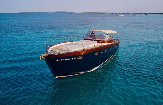 Motorboat patrone moreno open 42 750hp