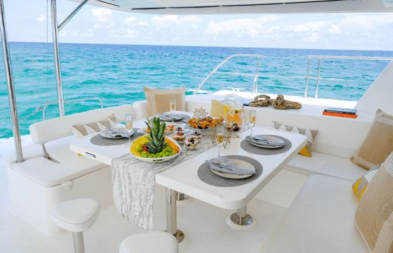 Catamaran Leopard 51 15.5m