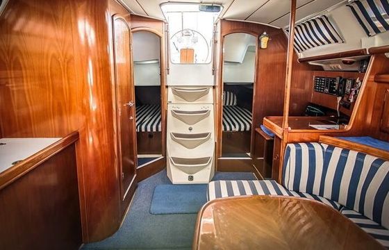 Sailboat BENETEAU Oceanis   393 cliper 11m